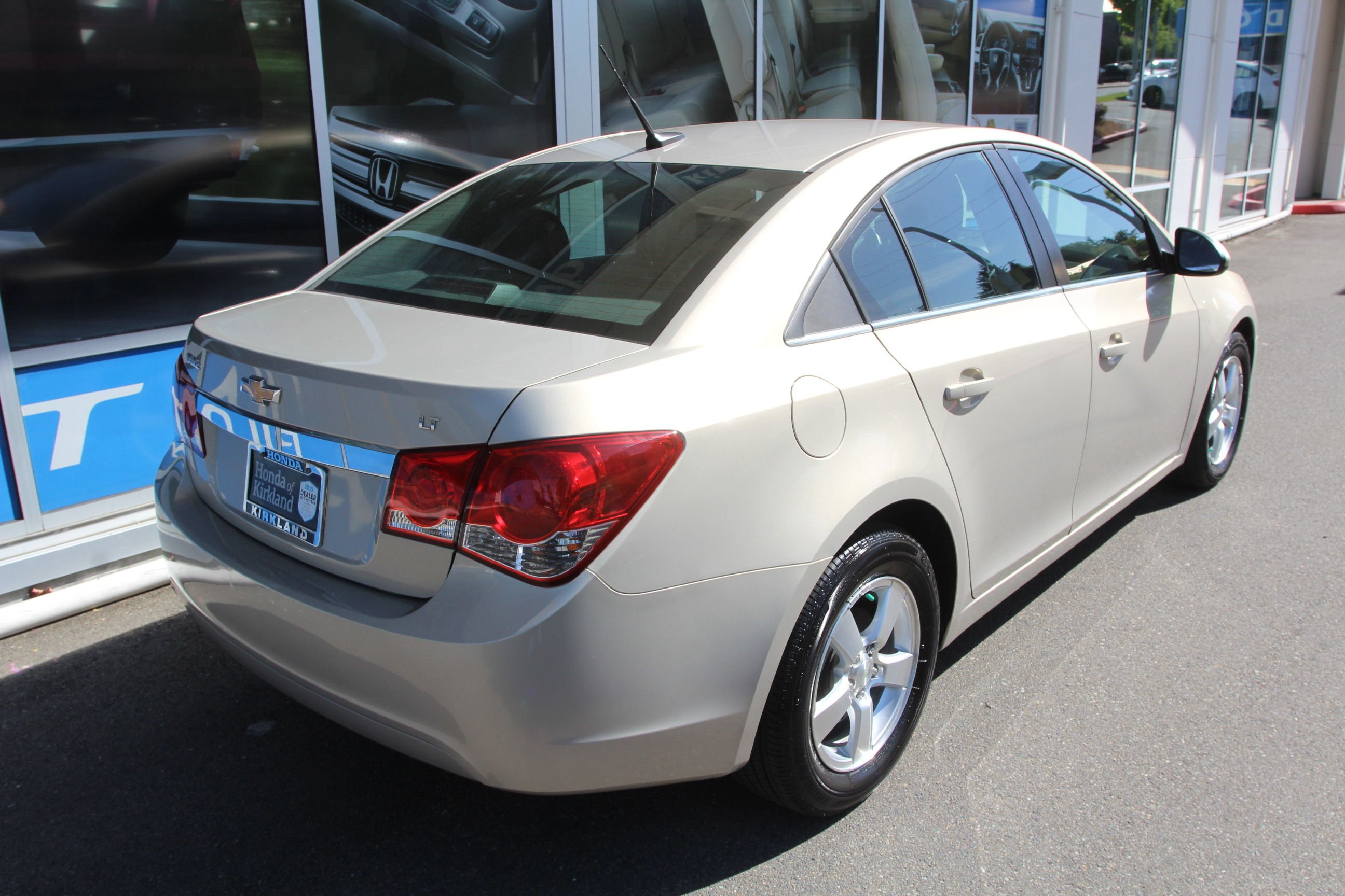 PreOwned 2012 Chevrolet Cruze LT with 1LT 4dr Car in
