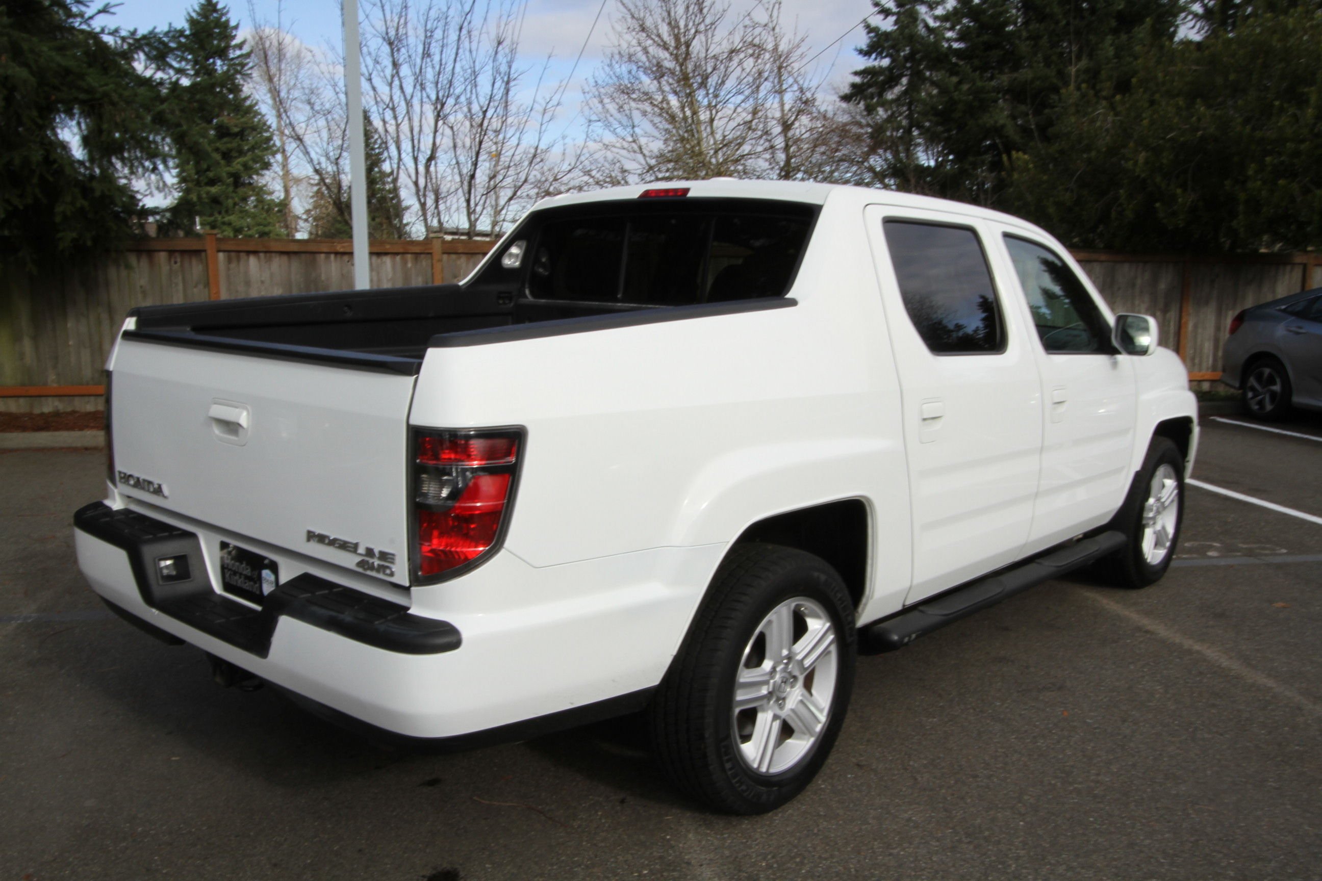 Pre-Owned 2014 Honda Ridgeline RTL 4WD Crew Cab Pickup in Kirkland ...